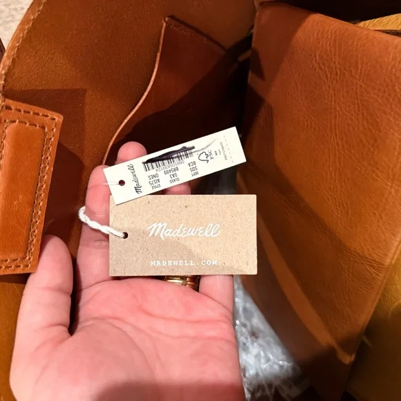 Madewell The Sydney Leather Tote - Burnished Caramel - Picture 4 of 4